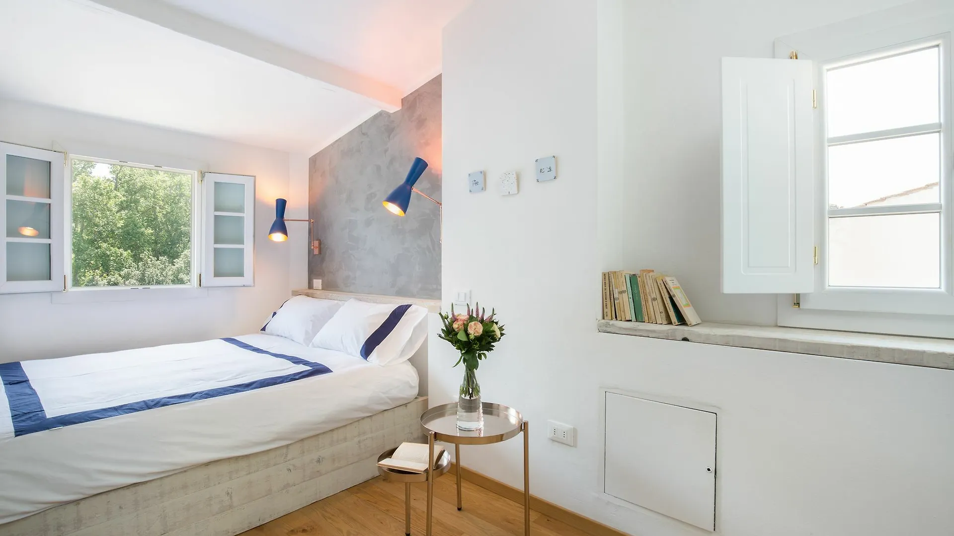 Boboli Bijoux 2Bed Apartment Florence Italy
